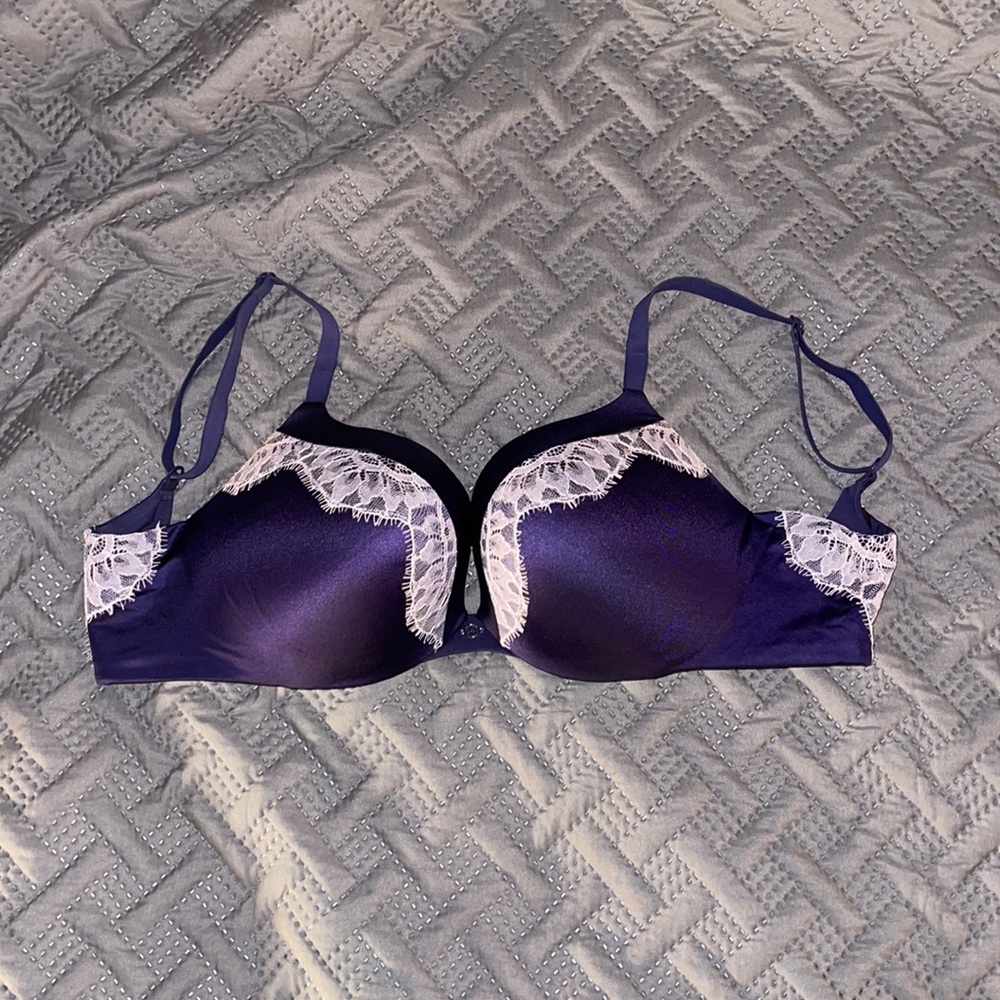 Victoria's Secret Push-Up Bra Size 34D